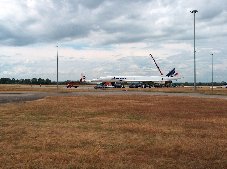 Das Zerlegen der Concorde nach der Landung am Flughafen Karlsruhe / Baden-Baden