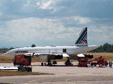 Das Zerlegen der Concorde nach der Landung am Flughafen Karlsruhe / Baden-Baden