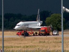 Das Zerlegen der Concorde nach der Landung am Flughafen Karlsruhe / Baden-Baden